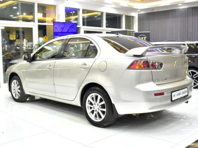 2015 Mitsubishi Lancer EX GLX 4 Cylinder Petrol Engine Beige Sedan GCC Specs
