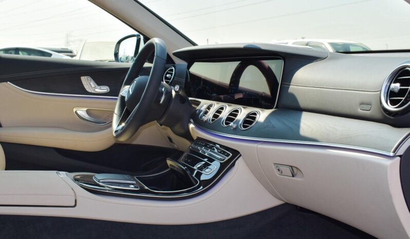 2023 Mercedes-Benz E320 2.0 Litres 4-cylinder Petrol Engine White Beige Sedan RWD