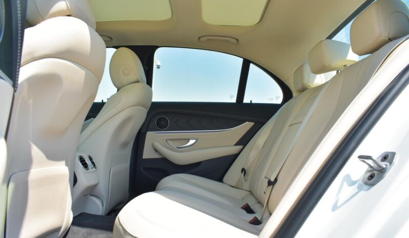 2023 Mercedes-Benz E320 2.0 Litres 4-cylinder Petrol Engine White Beige Sedan RWD