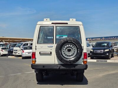 2018 Toyota Land Cruiser 70 4.2L DIESEL MT RHD 6 Cylinders Engine White Black SUV