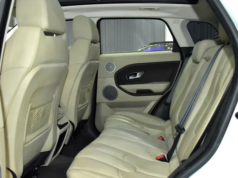 2015 Land Rover Range Rover Evoque Dynamic 4 Cylinder Petrol Engine White Beige Crossover