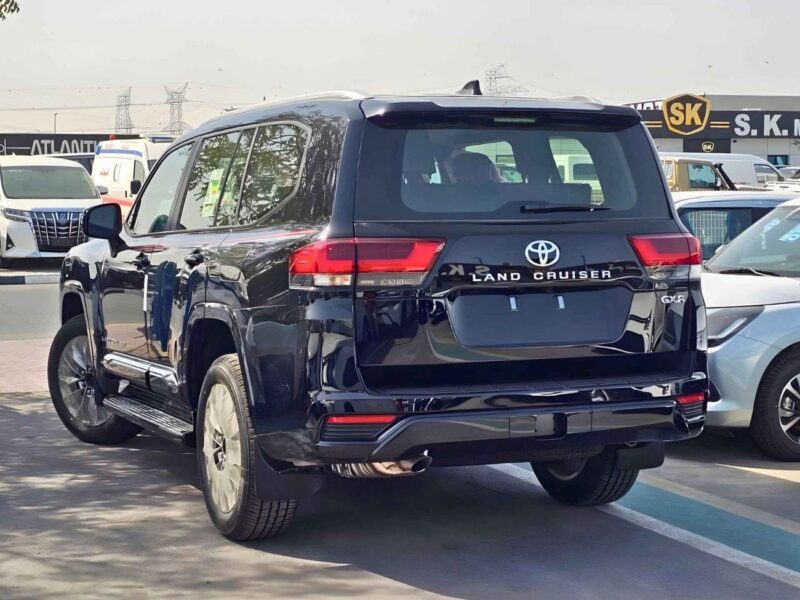 2026 Toyota Land Cruiser GXR HIGH OPTION 4.0L PETROL V6 Black SUV GCC Specs