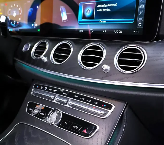 2019 Mercedes-Benz E-Class E450 4Matic 6 Cylinder Petrol Engine White Black Sedan CLEAN TITLE