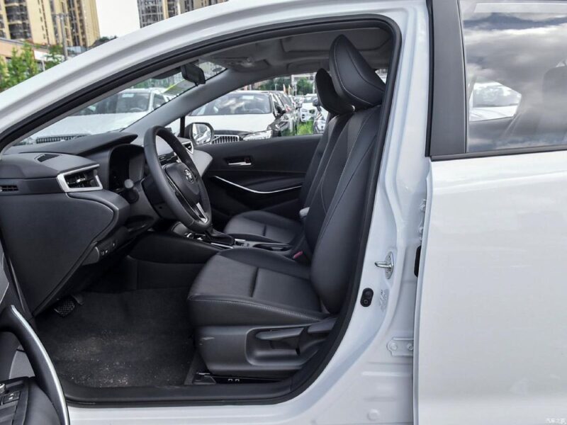 2025 Toyota Corolla XLI Hybrid 1.8L Hybrid 4 Cylinder Engine White Black Sedan