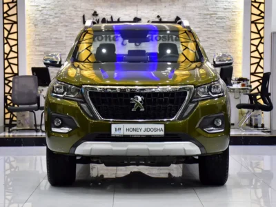 2023 Peugeot Landtrek DC 4X4 4 Cylinder Petrol Engine Green Black Pick Up Truck GCC