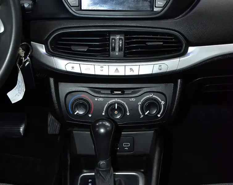 2017 Dodge Neon SE 4 Cylinder Petrol Engine Black Sedan GCC Specs