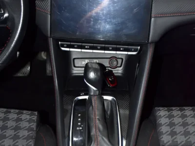 2023 MG ZS Comfort 4 Cylinder Petrol Engine White Black Crossover GCC Specs