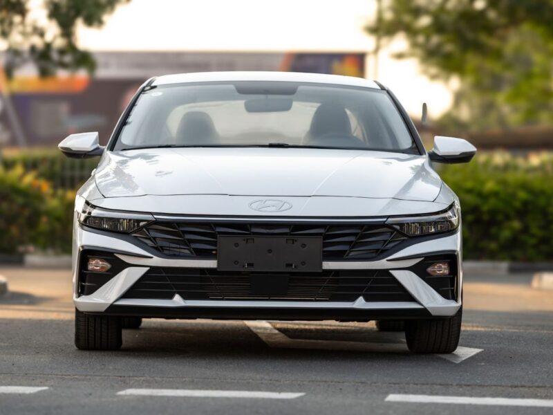 2025 Hyundai Elantra 1.5L ELITE 4 Cylinder Petrol Engine White Black Sedan Automatic