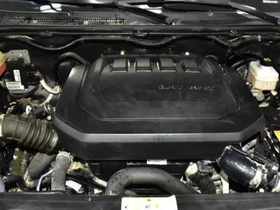 2023 Peugeot Landtrek DC 4X4 4 Cylinder Petrol Engine Green Black Pick Up Truck GCC