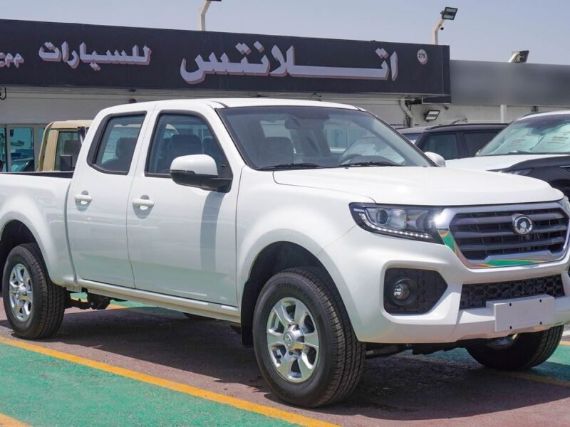 2025 Great Wall Wingle 2.4L 4 Cylinder Petrol Engine White Black Pick Up Truck 4WD