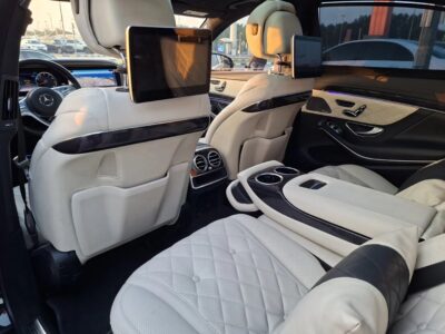 2019 Mercedes-Benz S560 Maybach 4.0L V8 twin-turbocharged Engine Black Beige Sedan