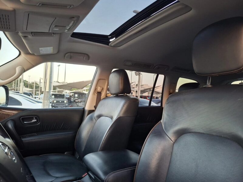 2019 Nissan Armada 5.6-liter V8 Petrol Engine White Black SUV American Specs