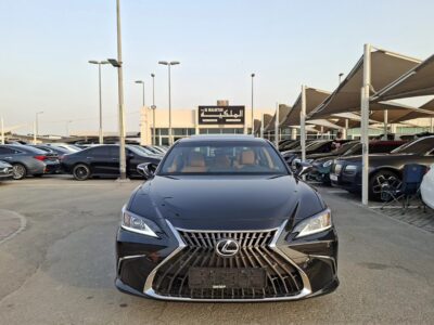 2025 Lexus ES 300h 2.5 Liters Inline 4-Cylinder Hybrid Black Tan Sedan GCC Specs