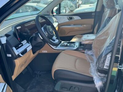 2024 Kia Carnival 3.5 Litre V6 Petrol Engine Black Tan MPV FWD GCC Specs