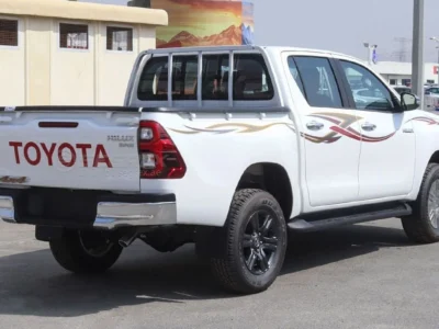 2026 Toyota Hilux DC 2.7L 4 Cylinders Petrol Engine White Red Pick Up Truck 4WD