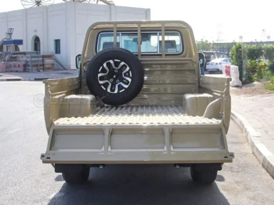 2025 Toyota Land Cruiser Pick Up LC79 Single Cabin 4.0L 6 Cylinders Engine Beige Tan