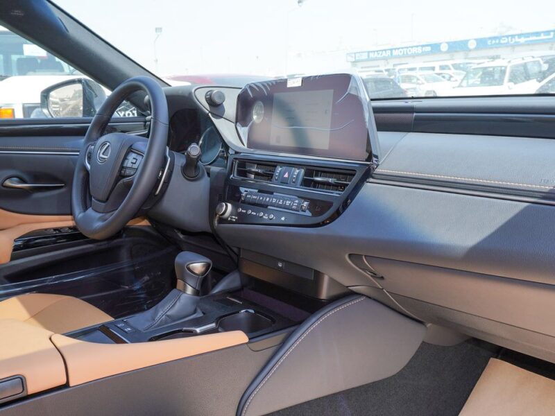 2025 Lexus ES300h 2.5L Hybrid 4 Cylinders Engine White Tan Sedan GCC Specs