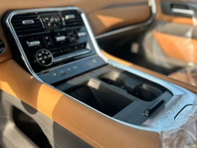 2025 Nissan Patrol 3.5L PLATINUM Twin-Turbo V6 White Tan SUV AWD GCC Specs