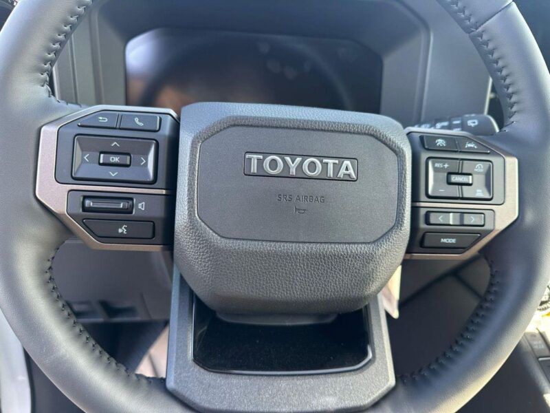 2025 Toyota Prado Adventure Dual Tone 2.4T 4 Cylinder Petrol Engine Black Brown SUV GCC