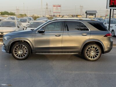 2024 Mercedes-Benz GLE 300d 4MATIC 2.0L 4 Cylinder Turbocharged Diesel Grey Black SUV