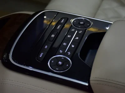 2019 GAC GA8 GL 4 Cylinder Petrol Engine Black Beige Sedan GCC Specs