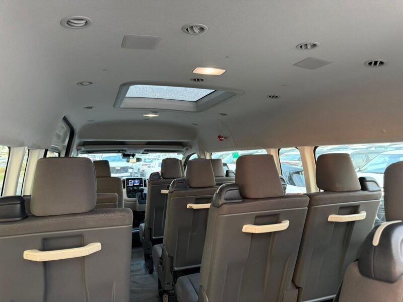 2019 Toyota Hiace Commuter 2.8L 1GD-FTV inline-4 turbo-diesel Engine White Grey Van