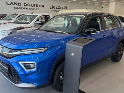 2024 Toyota Urban Cruiser 1.5-litre 4-cylinder Petrol Engine Blue Brown Compact SUV
