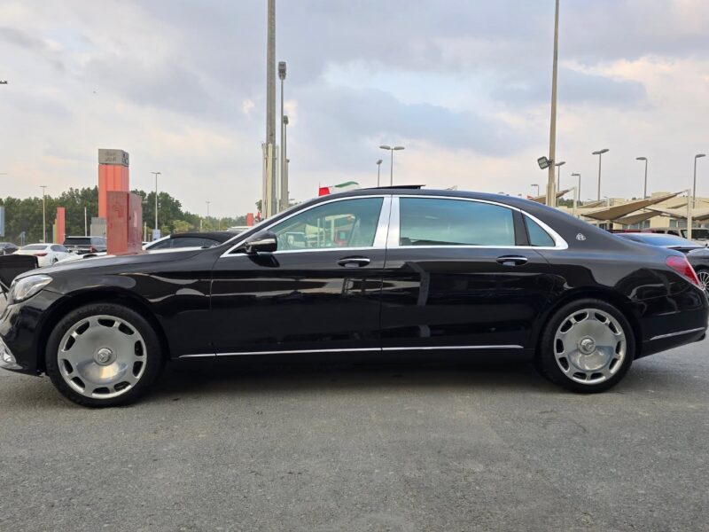 2016 Mercedes-Maybach S 600 6.0L V12 Twin-Turbo Black Beige Luxury Large Sedan