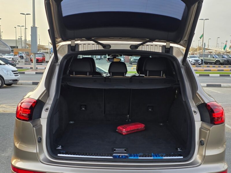 2015 Porsche Cayenne S 3.6-liter twin-turbo V6 Engine Gold Beige SUV Full Specifications