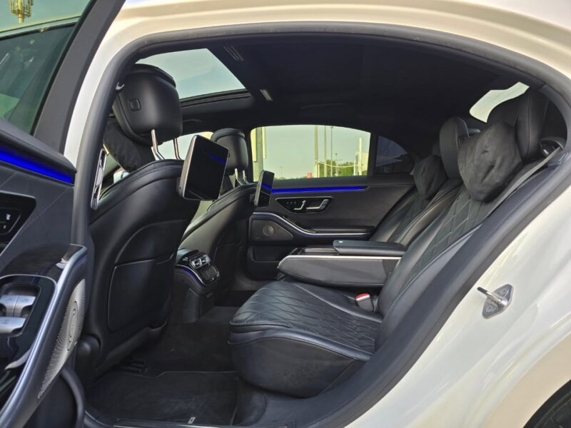 2021 Mercedes-Benz S500 4MATIC 3.0-liter Turbocharged inline-6 Engine White Black Sedan