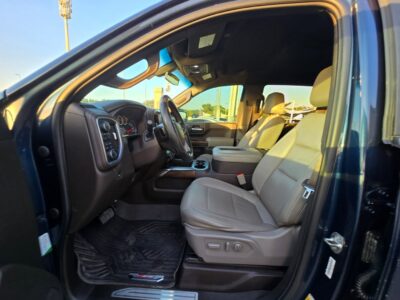 2021 Chevrolet Silverado 1500 Z71 5.3 Litres EcoTec3 V8 Petrol Engine Blue Beige Pick UP