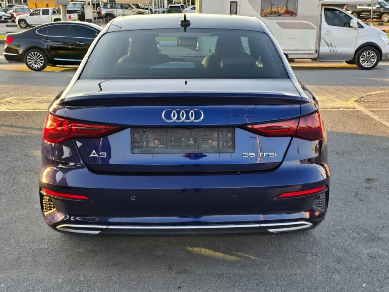2022 Audi A3 1.5 Litres Inline 4-cylinder Turbo Engine Blue Beige Sedan FWD