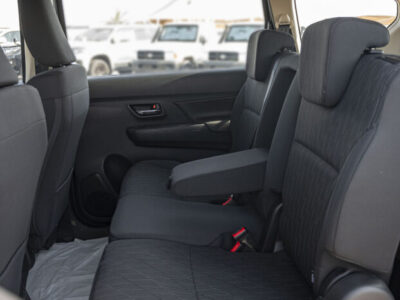 2024 Toyota Rumion 1.5-liter 4-cylinder Petrol Engine Silver Black MPV FWD