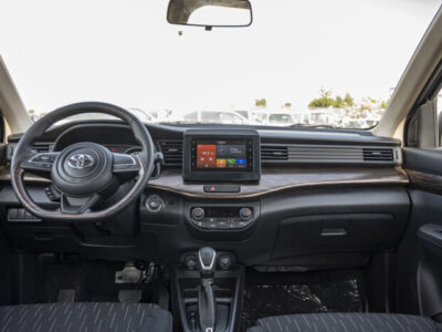 2024 Toyota Rumion 1.5-liter 4-cylinder Petrol Engine Gold Black MPV FWD