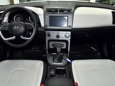 2024 Hyundai Creta S 4 Cylinder Petrol Engine White Black Crossover GCC Specs
