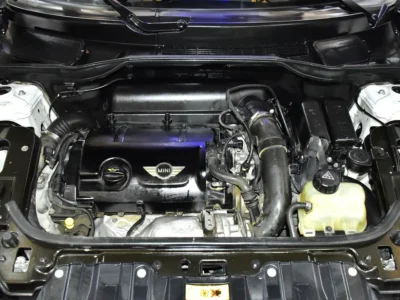 2013 MINI Paceman Cooper S 4 Cylinder Petrol Engine White Brown Hatchback GCC