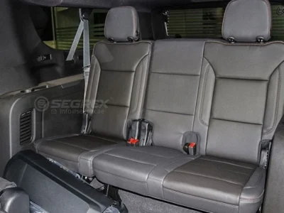 2023 Chevrolet Suburban High Country 6.2L 8 Cylinders Petrol AWD Grey Black SUV