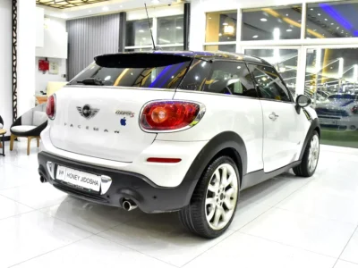 2013 MINI Paceman Cooper S 4 Cylinder Petrol Engine White Brown Hatchback GCC