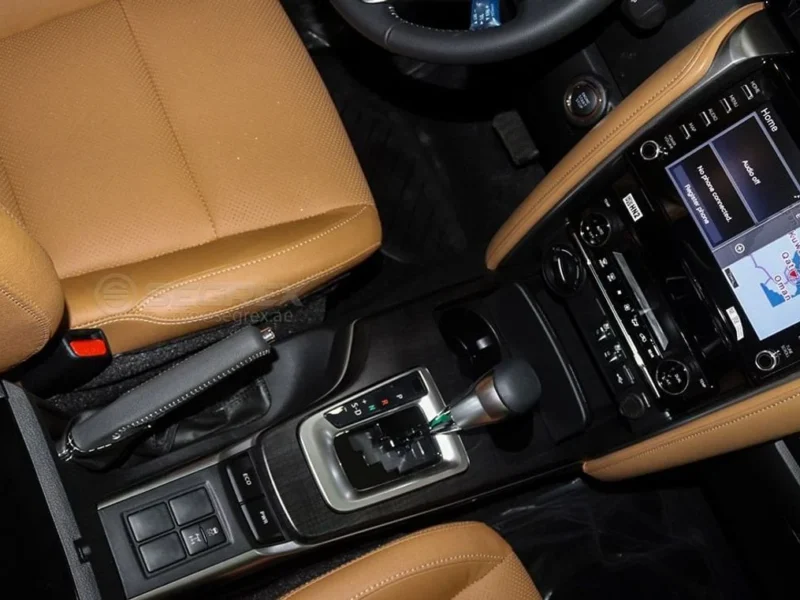 2025 Toyota Fortuner 4.0L 6 Cylinder Petrol Engine 4WD Black Beige SUV GCC Specs