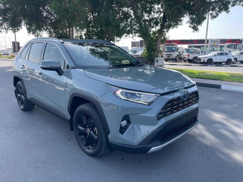 2021 Toyota RAV 4 Cruiser Hybrid 2.5-liter 4-cylinder Engine Grey Black SUV AWD