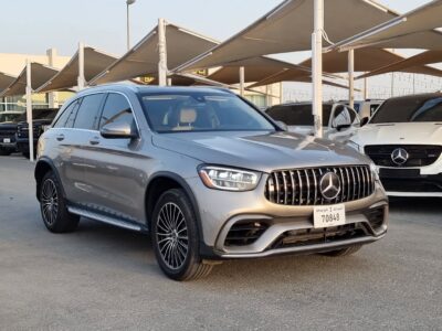 2021 Mercedes-Benz GLC 300 2.0 Litres Inline-4 Petrol Engine Grey Beige SUV