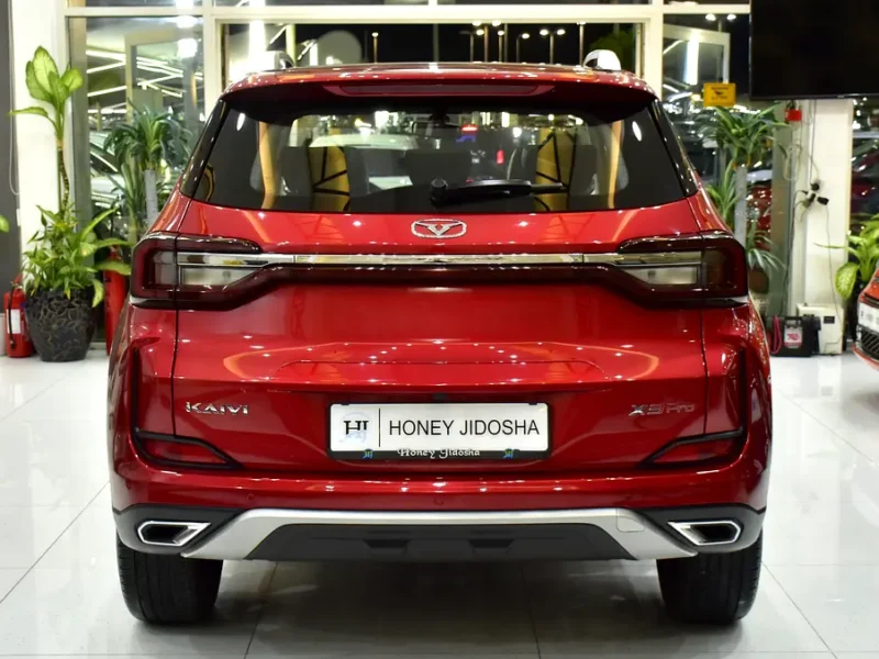 2025 Kaiyi X3 Pro Flagship 4 Cylinder Petrol Engine Black Red Crossover GCC Specs