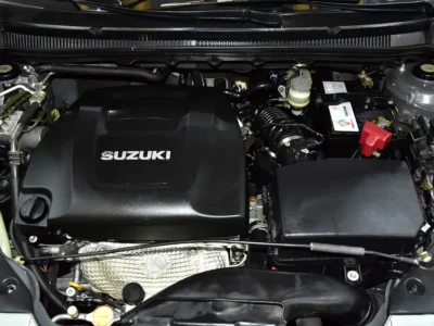 2014 Suzuki Kizashi Sport 4 Cylinders Petrol Engine Silver Black Sedan GCC Specs