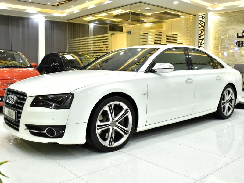 2013 Audi S8 4.0 TFSI Quattro 8 Cylinders Petrol Engine White Black Sedan Korean Specs