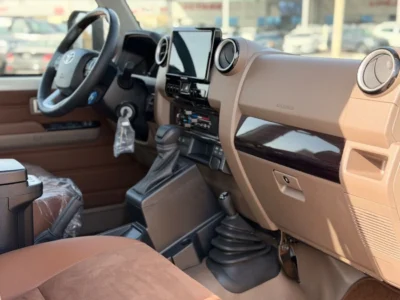 2026 Toyota Land Cruiser LC79 DC Full option 4 Cylinder Petrol Engine White Brown Pickup