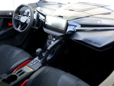 2026 Can-am Maverick MAX 3 Cylinders Petrol Engine Blue Black CARBON PACKAGE