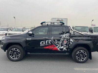 2023 Toyota Hilux SR5 Dual Cab 2.8 4 Cylinders Diesel Engine Automatic Black Pick Up Truck