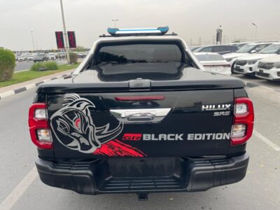 2023 Toyota Hilux SR5 Dual Cab 2.8 4 Cylinders Diesel Engine Automatic Black Pick Up Truck