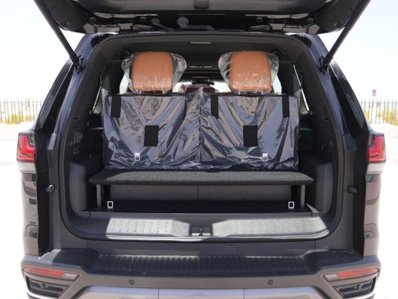 2025 LEXUS LX700h 3.5L 1MHEV 6 Cylinders SIGNATURE AT Black Tan SUV GCC Specs