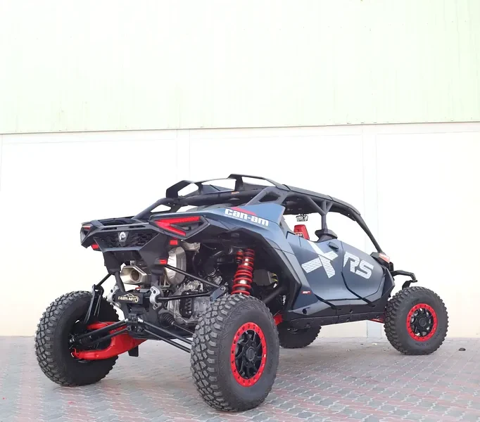 2026 Can-am Maverick MAX 3 Cylinders Petrol Engine Blue Black CARBON PACKAGE